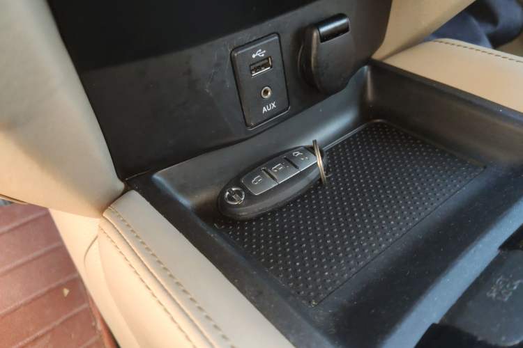 Used Nissan X-Trail 2014 2.5L CVT Luxury Edition 4WD