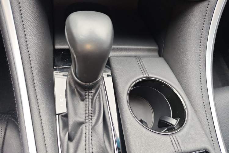 Used Toyota Avalon 2023 2.0L Premium Edition