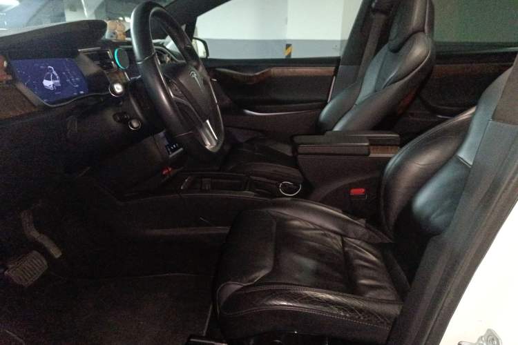 Used Tesla Model X 2016 X 90D
