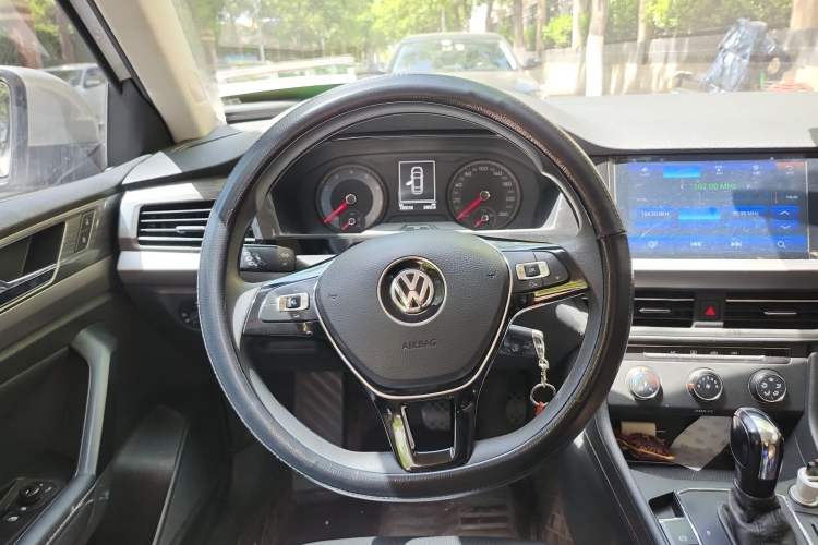 Used Volkswagen Lavida 2018 1.5L Automatic Comfort Edition China V Standard