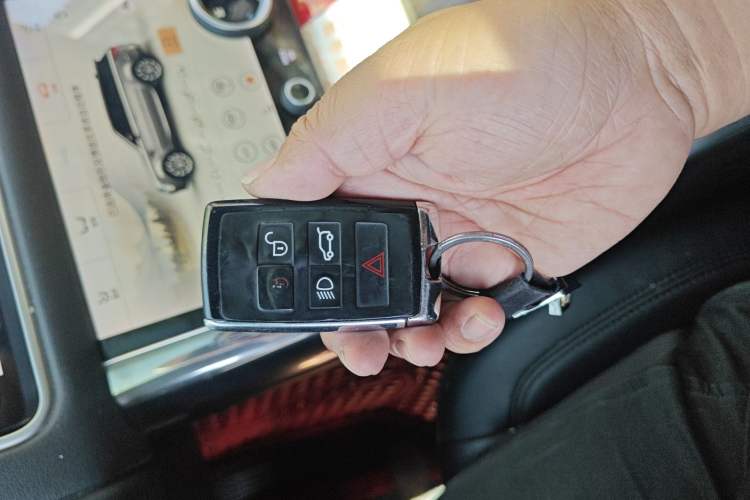 Used Land Rover Range SportNew Energy 2018 P400e Vehicle Key