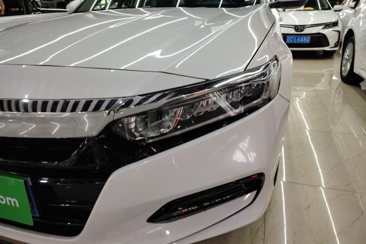 Used Honda Accord 2018 230TURBO Comfort Version National V
