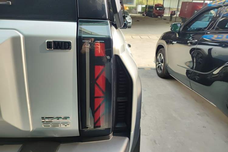 Used iCAR 03T 2024 501km Four-wheel Drive Long-Range Version Exterior 3