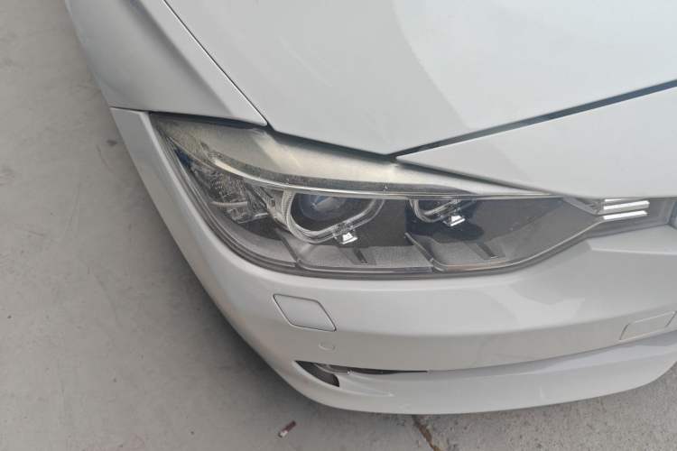 Used BMW 3 Series 2013 320Li Fashion Model Right Front Headlight