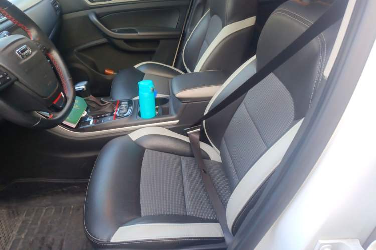 Used Qoros 5 2018 1.6T Automatic Prestige Model
