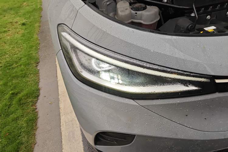 Used Volkswagen ID.4 CROZZ 2024 Pure Edition Limited Edition Right Front Headlight