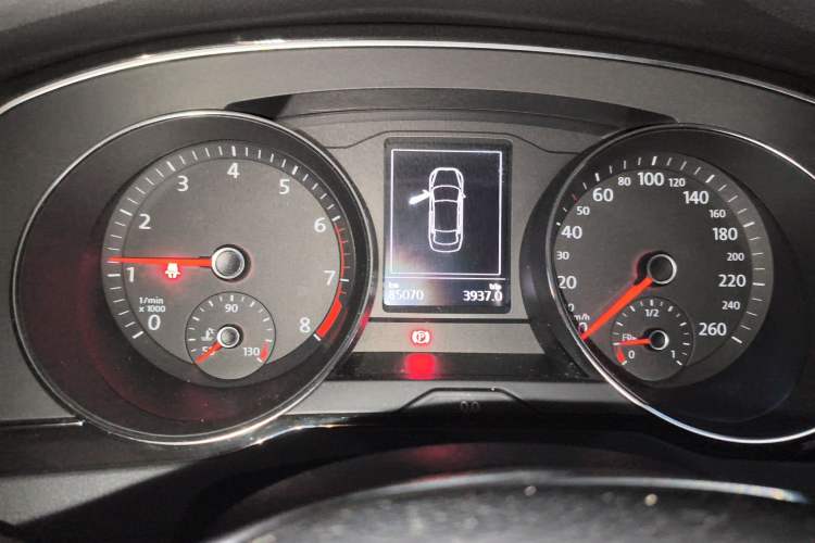 Used Volkswagen Magotan 2019 330TSI DSG Luxury Model China V Standard Instrument Cluster