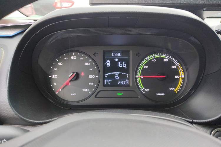 Used Roewe Clever 2021 302 km New Four-Seater Super-Efficient Version