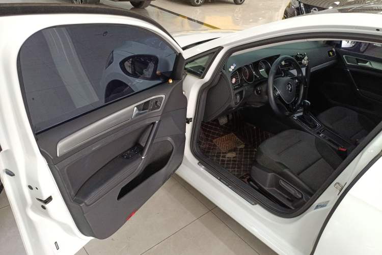 Used Volkswagen Golf 2020 Zhiai Edition 280TSI DSG Comfort Model