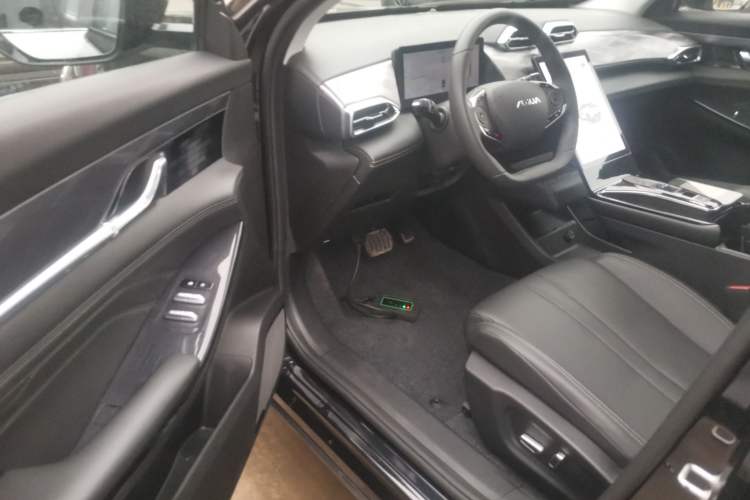 Used Dongfeng Aeolus Mage 2024 Honor Edition 1.5T Luxury Model
