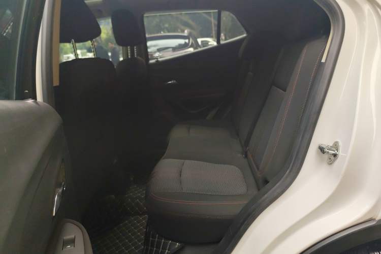 Used Buick Encore 2018 18T Automatic Two-Wheel Drive Urban Leading Model