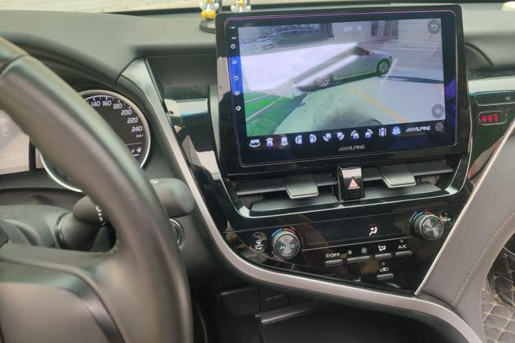 Used Toyota Camry 2022 2.0GVP Premier Edition Audio And AC Panel