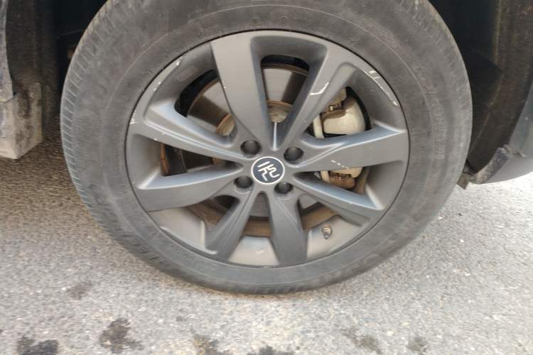 Used BYD Yuan New Energy 2019 EV535 Smart Connect Trendsetting Model