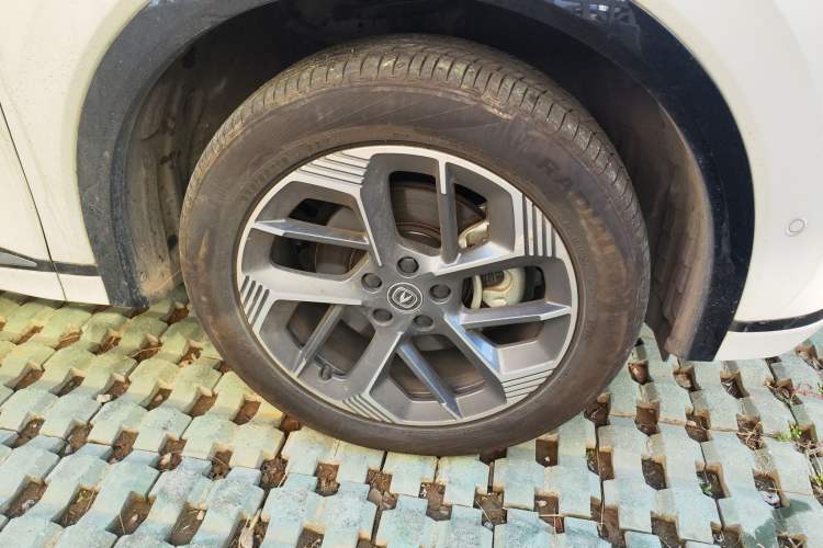 Used Changan CS75 PLUS 2025 4th Generation 1.5T New Blue Whale Smart Flagship Version