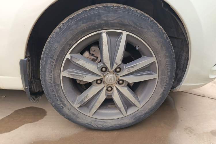 Used CHANGAN Eado 2015 1.6L Manual Luxury Model China IV Standard