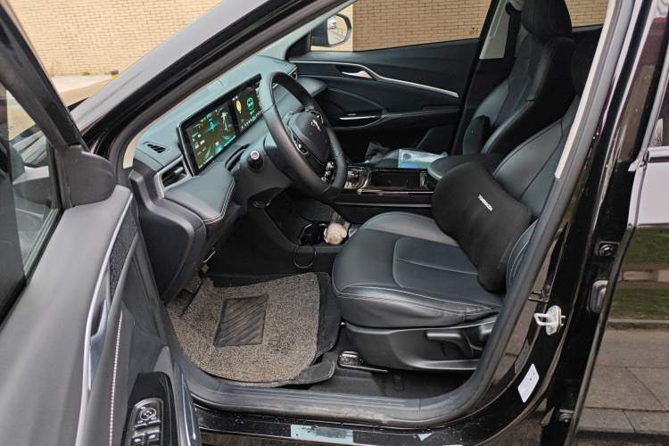 Used NETA U 2023 NETA U-Ⅱ Challenge Edition 500 U Show – Lithium Iron Phosphate