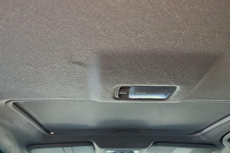 Used Nissan Tiida 2021 1.6L CVT Cool Edition
