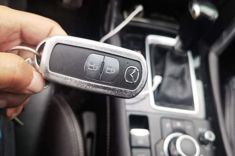 Used Mazda CX-4 2016 2.5L Automatic 4x4 Sky Blue Passion Edition
