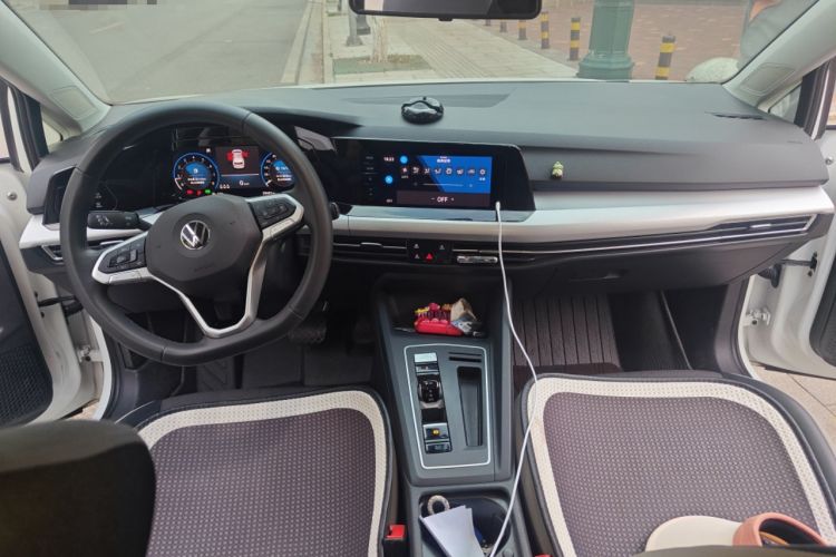 Used Volkswagen Golf 2021 280TSI DSG Pro First Edition Interior 2