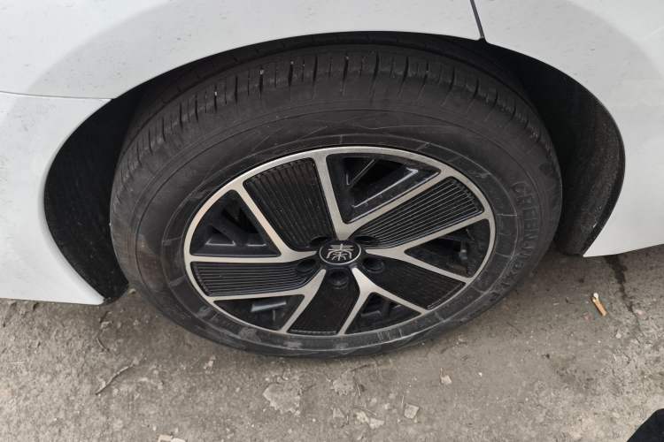 Used BYD Qin L 2024 DM-i 120KM Leading Model
