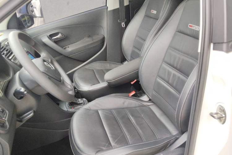 Used Volkswagen Polo 2014 1.6L Automatic Comfort Edition