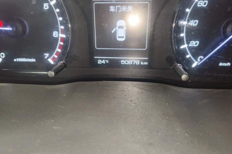 Used CHANGAN OSHAN X70A 2018 1.5L Manual Luxury Model Odometer Close Up