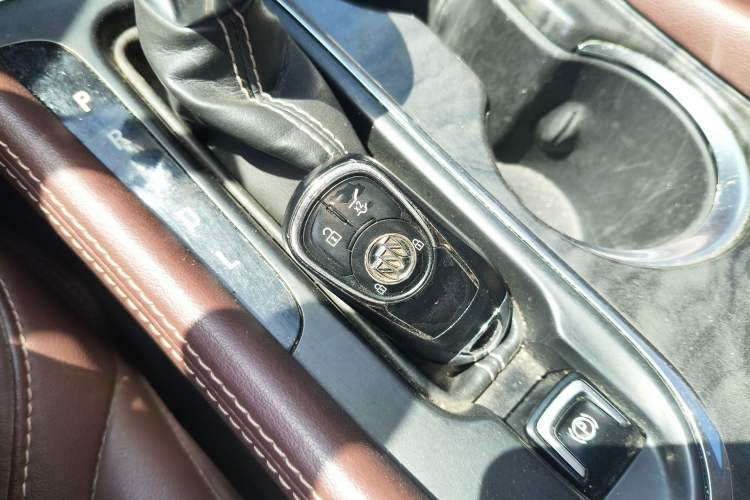 Used Buick Envision 2014 28T Four-Wheel Drive Elite Model Vehicle Key