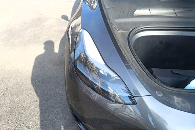 Used Tesla Model Y 2024 Rear-Wheel-Drive Version Right Front Headlight