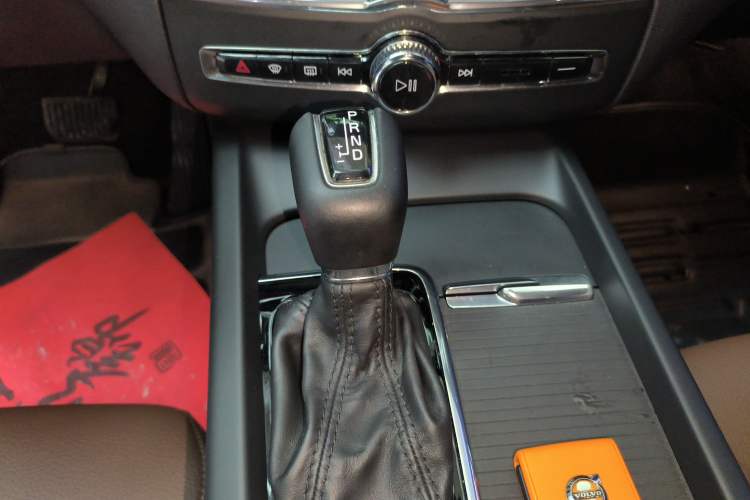 Used Volvo XC60 2021 T5 4x4 Smart Luxury Edition
