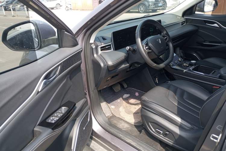 Used NETA U 2022 Zhi400 Pro Ternary Lithium