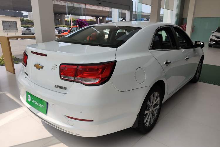 Used Chevrolet Malibu 2018 530T Automatic Luxury Edition Rear Right 45 Deg