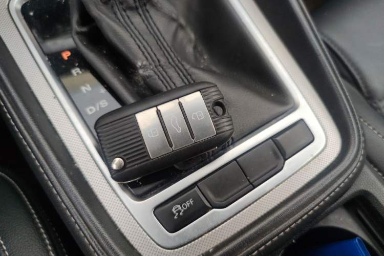 Used MG 6 2017 20T Automatic Luxury Smart Connect Version China V Standard Vehicle Key