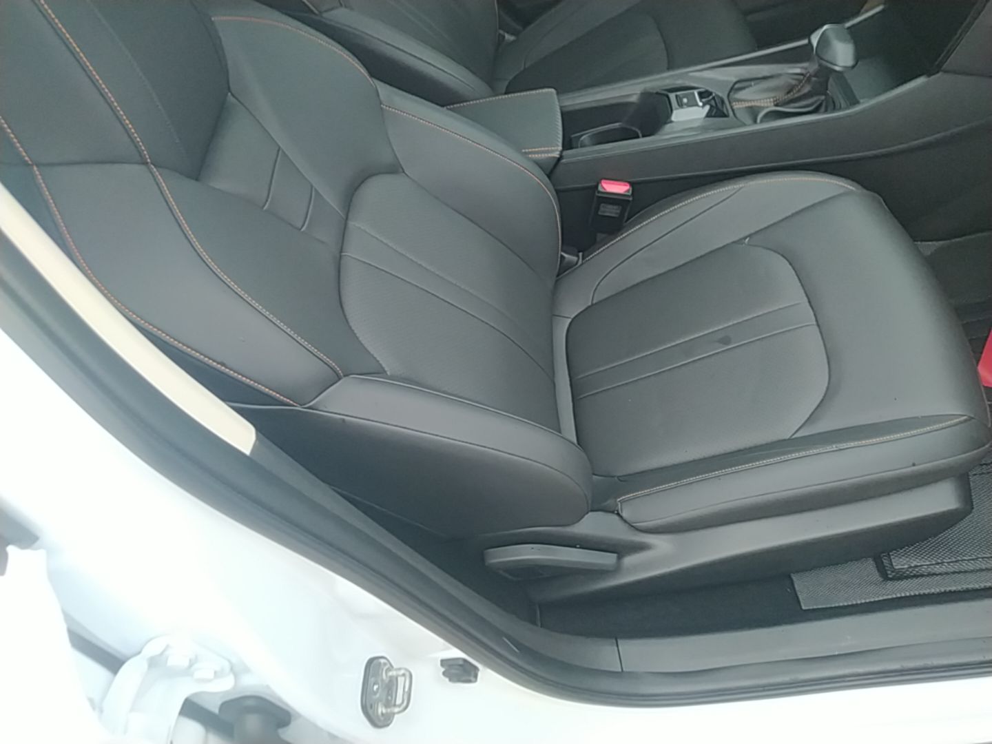 Dongfeng Aeolus Yixuan 2025 1.5L Automatic Luxury Version - Luxury — снимка 19