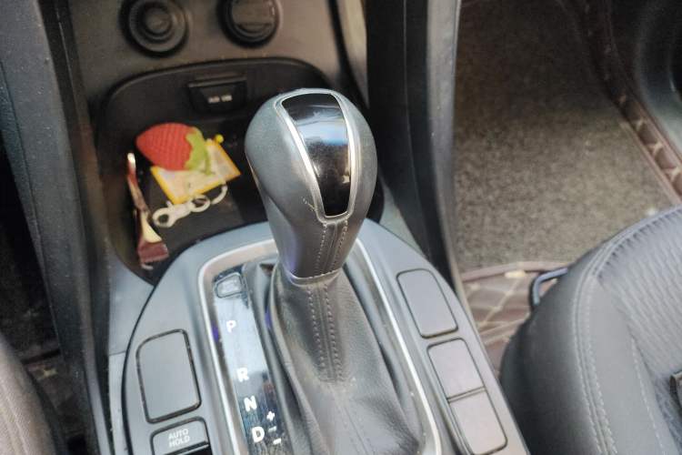 Used Hyundai Santa Fe 2013 2.4L Automatic 2WD Comfort Edition