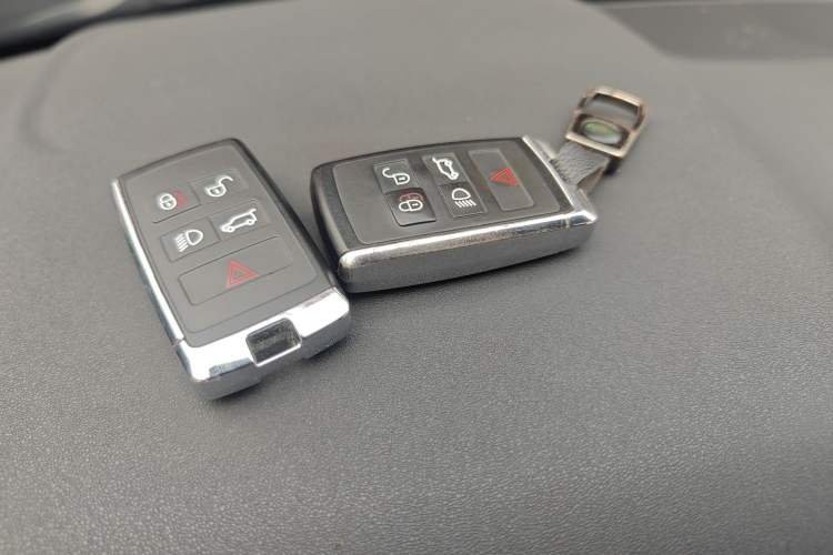 Used Land Rover Discovery Sport 2020 249 PS R-Dynamic Performance Edition Vehicle Key