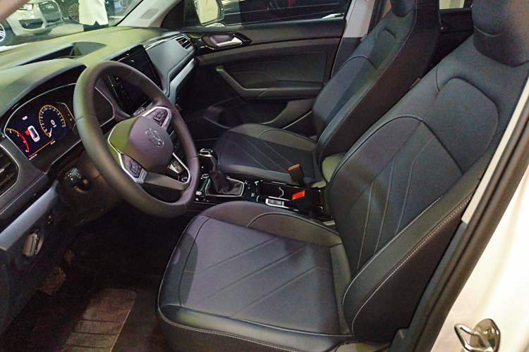 Used Volkswagen Tharu 2025 NewRui 300TSI Prestige Edition