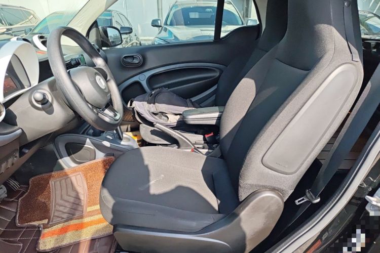 Used smart fortwo 2018 1.0L 52kW Hardtop Dynamic Version China V Left Front Seat