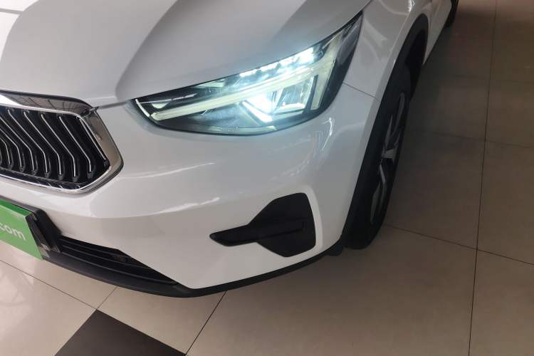 Used Volvo XC40 2023 B3 Zhiyuan Luxury Edition Left Front Headlight