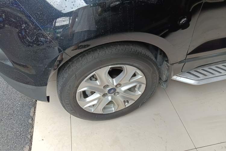 Used Ford EcoSport 2013 1.5L Automatic Fashion Model