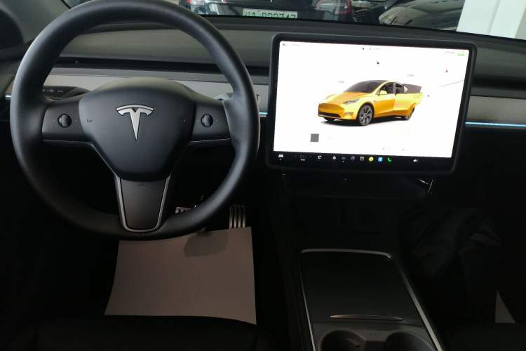 Used Tesla Model Y 2024 Long-Range All-Wheel-Drive Version
