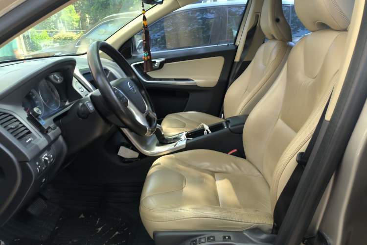 Used Volvo XC60 2013 T5 Comfort Edition