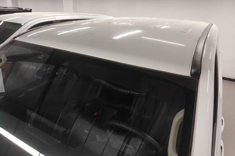 Used SAIC MAXUS G10 2023 Facelift 2.0L Manual Multi-Function Version Gasoline 7-Seater