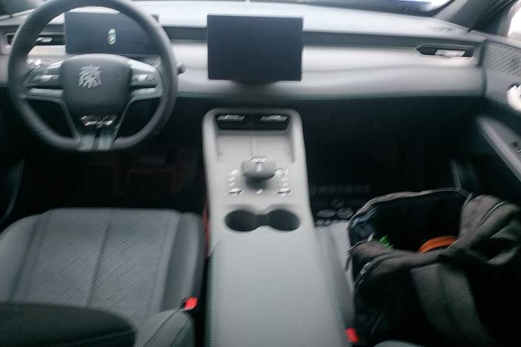 Used BYD Qin PLUS 2025 DM-i Smart Drive 55KM Leading Model