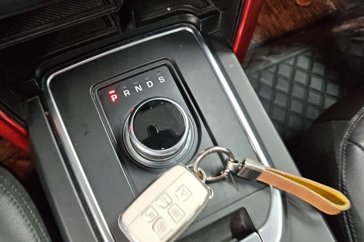 Used Land Rover Discovery Sport 2019 240 PS SE Dynamic Version China VI Standard