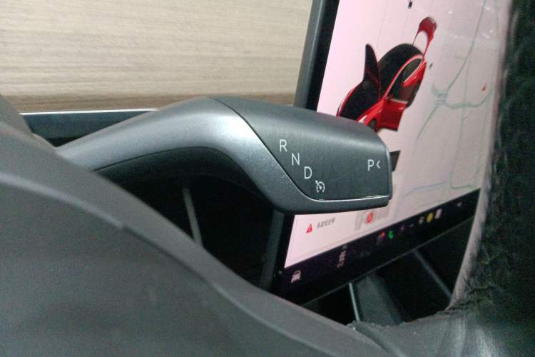 Used Tesla Model 3 2019 Long-Range Rear-Wheel-Drive Version

