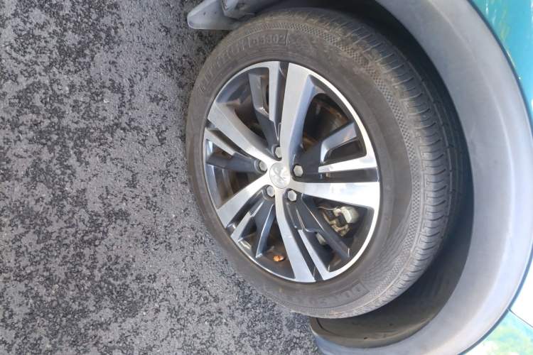 Used Peugeot 5008 2017 380THP 7-Seater Elite Edition
