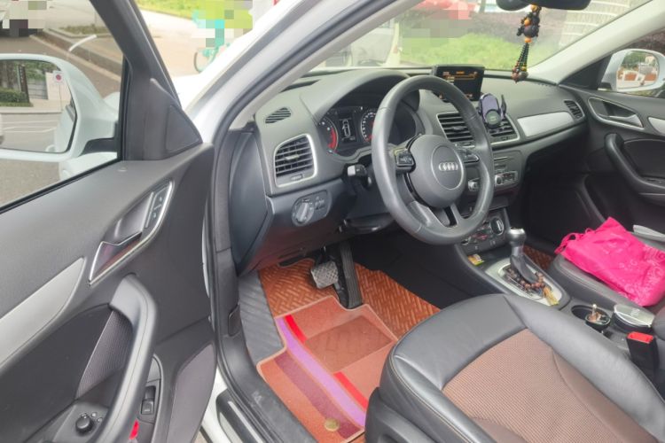 Used Audi Q3 2018 30 TFSI Fashion Edition Collector's Version Driver Seat