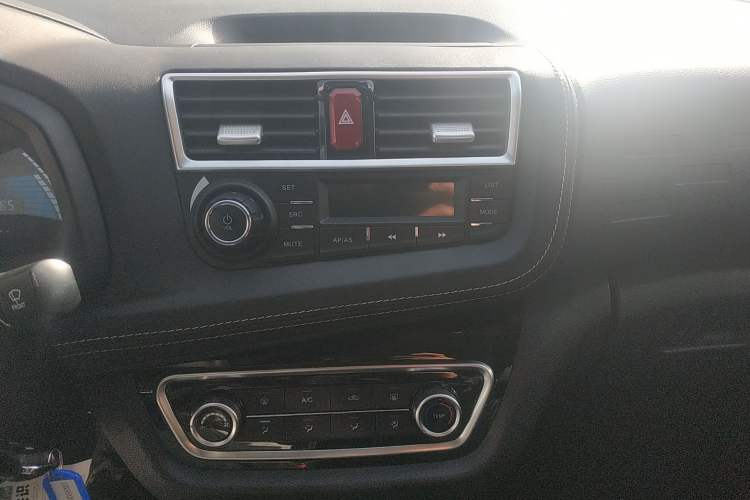 Used JAC iEV6E 2019 Upgraded iEV6E Luxury Model