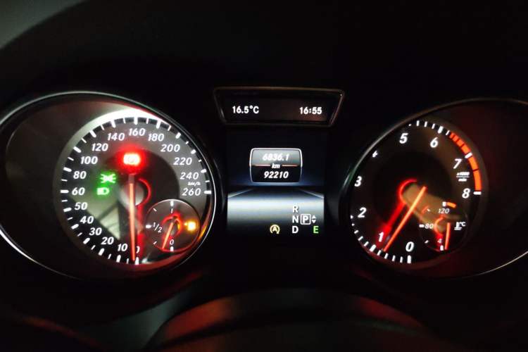 Used Mercedes-Benz CLA 2015 CLA 220 4MATIC
