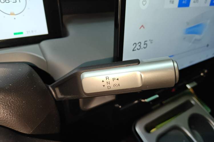 Used AION Y 2023 Younger Star Edition
